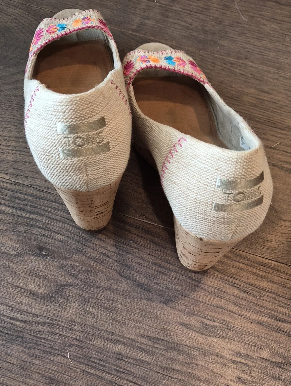 Toms Beige Cork Wedge Sandals with Pink & Multicolor Embroidery SZ8